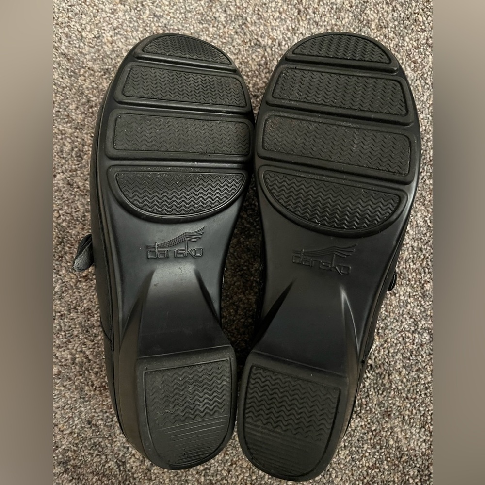 Dansko Women’s Black Leather Shoes - Picture 6 of 7